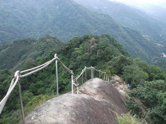 San Xia Wu Liao Jian Mountain