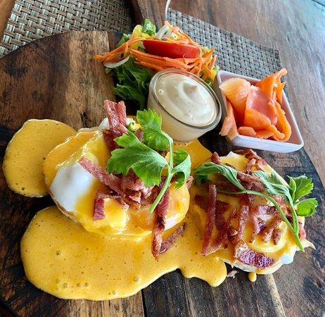 The Hidden Gem Bar & Restaurant