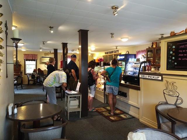 Bean Barn Cafe & Deli