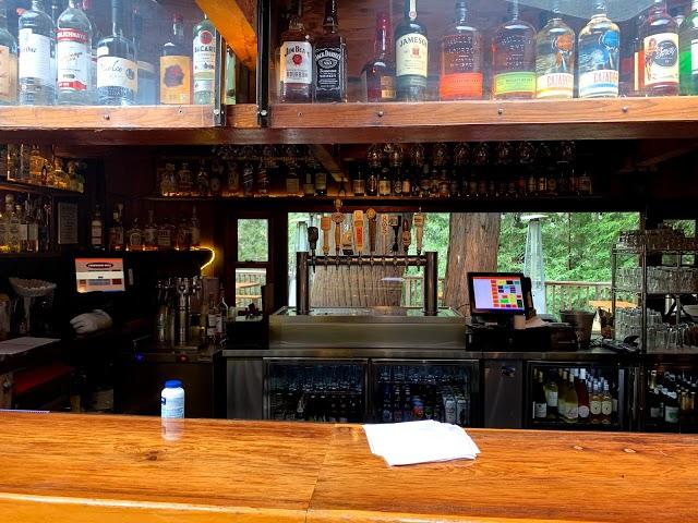 Fernwood Bar & Grill