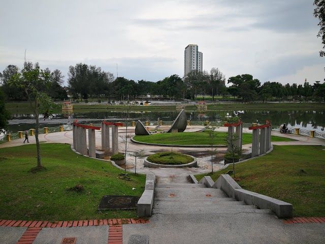 Taman Tasik Cempaka