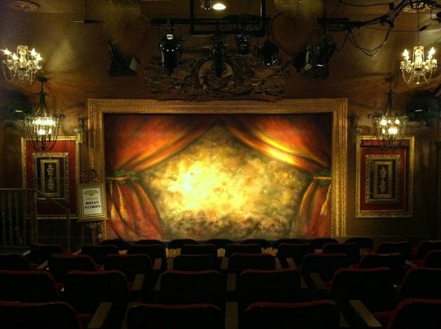 Dickens Parlour Theatre