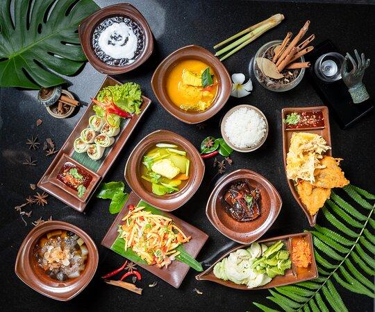 Sala Sawasdee Lobby Bar