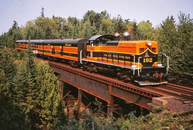 North Shore Scenic Railroad