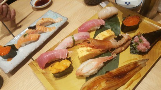 Umegaoka Sushi no Midori Akasaka-branch