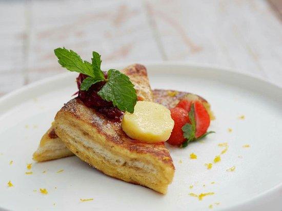 Bla Bla Bla Restaurant and Pool Bar