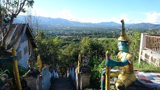 Wat Phra That Mae Yen