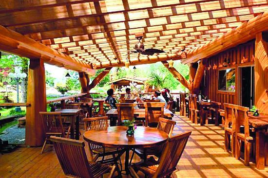 La Trattoria Italiana