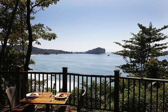 El Mirador Bar & Restaurant