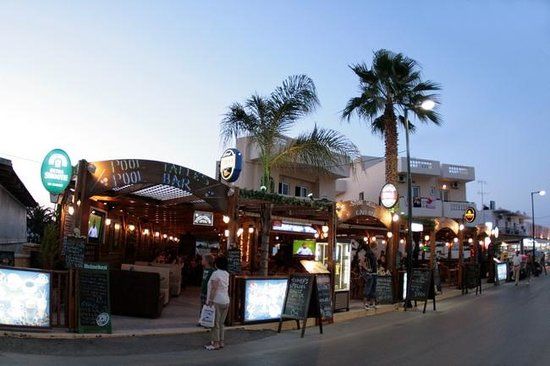 Stonewell Bar & Restaurant