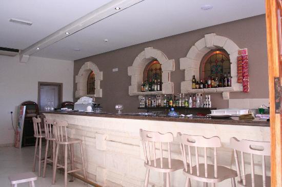 Garra Dine Wine Cafe