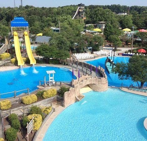 Wet'n Wild Emerald Pointe