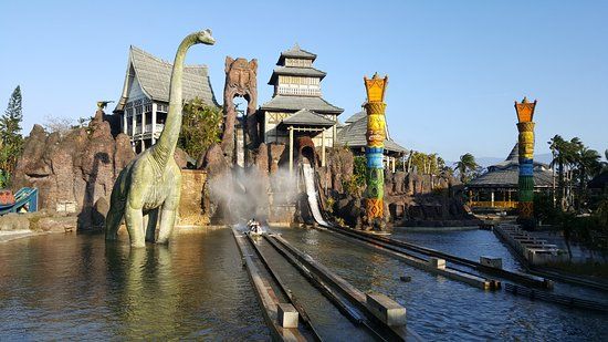 Leofoo Village Theme Park