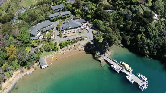 Lochmara Lodge Marlborough Sounds Wildlife Recovery Centre