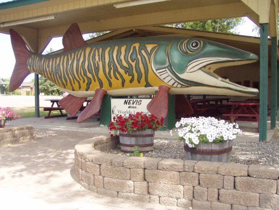 World's Largest Muskie
