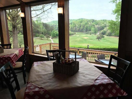 Pinnacle Southern Kitchen